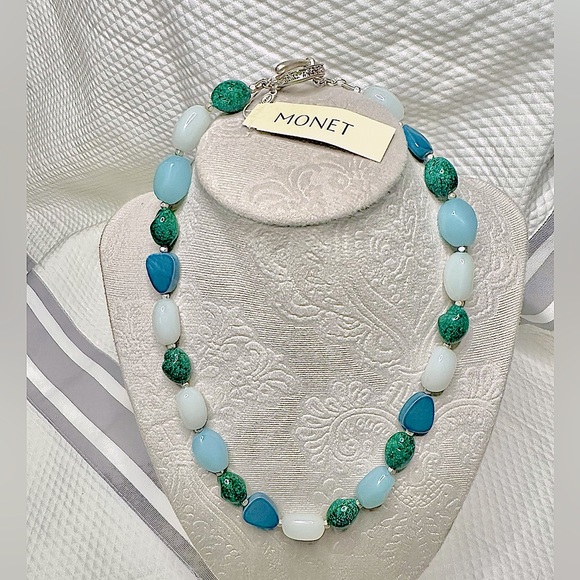MONET Silver Tone Multicolored Aqua and Teal Beaded Necklace🩵💚🤍 - Picture 1 of 8